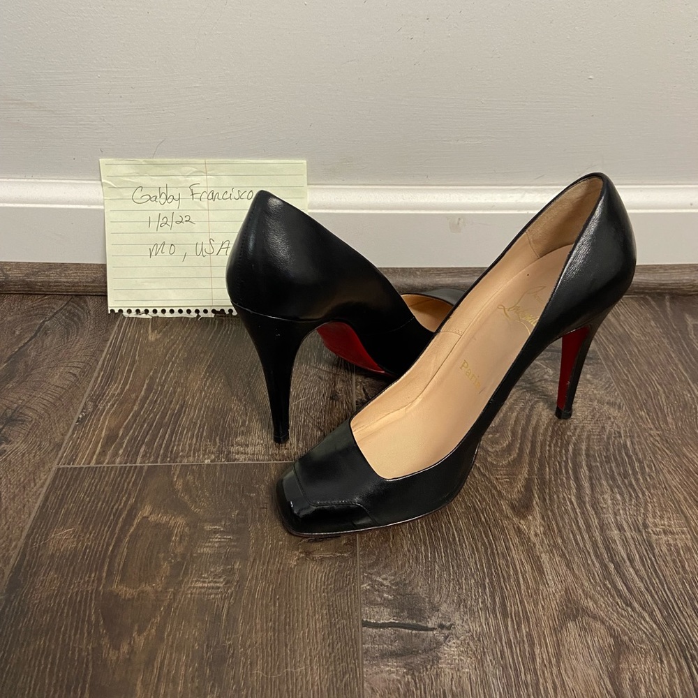 Christian Louboutin Lady Grant. 100 mm. Size 39. excellent condition. No trades